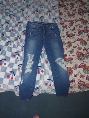 American Eagle Outfitters Distressed Dark Blue Skinny Jeans